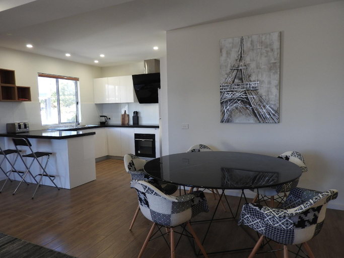 Dining Room 2