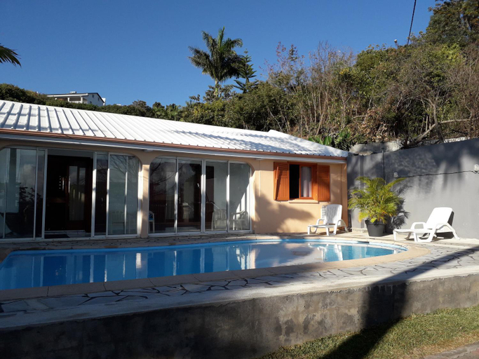 Others 5, Villa Cap Azur, Saint-Denis