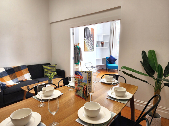 Food & Drinks, U Suites on Cuba, Wellington