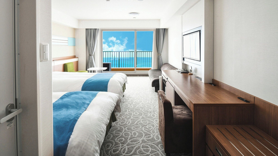 Bedroom 3, Vessel Hotel Campana Okinawa, Chatan