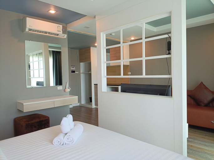 Bedroom 5, Wisdom Hotel & Residence, Muang Rayong