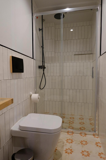 Bathroom 2, Hospederia Santa Clara, Sevilla