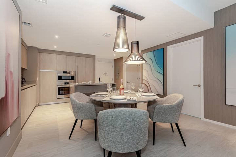Room 5, Breathtaking Front Ocean View Amazing Pools, Broward