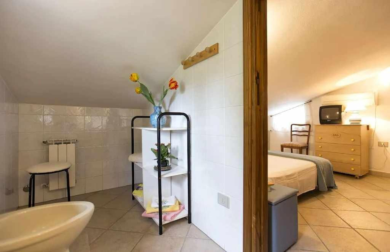 Bathroom 3, Alghero Villa Galatea con giardino per 8 persone vicino alla spiaggia con 4 camere, Sassari