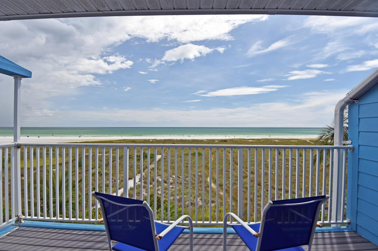 Others 5, Beach Front and Walking Distance to Village, Sarasota