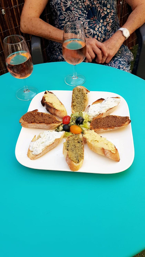 Others 5, Les 3 Cailloux Bar Restaurant, Yonne