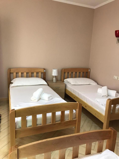 Others 3, Hotel Durres Vila 53, Durrësit