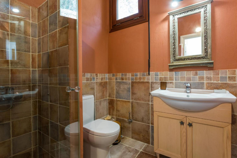 Bathroom, Villa Diona, Thessaly