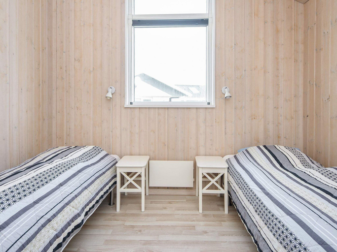 Bedroom 2, 5 Star Holiday Home in Harboore, Lemvig