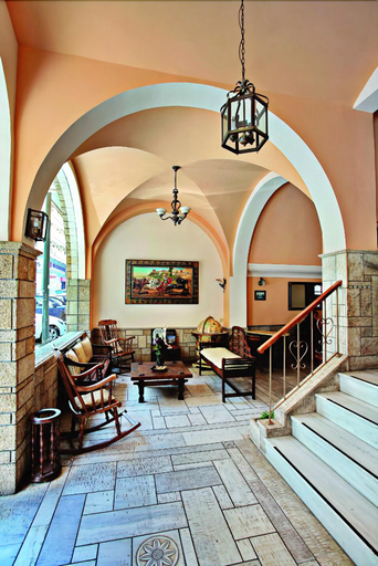 Public Area 2, Elizabeth Boutique, Attica