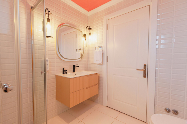 Bathroom 4, Kalkan Suites Hotel, Kaş