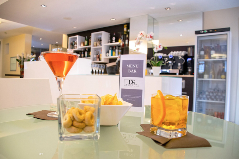 Food & Drinks