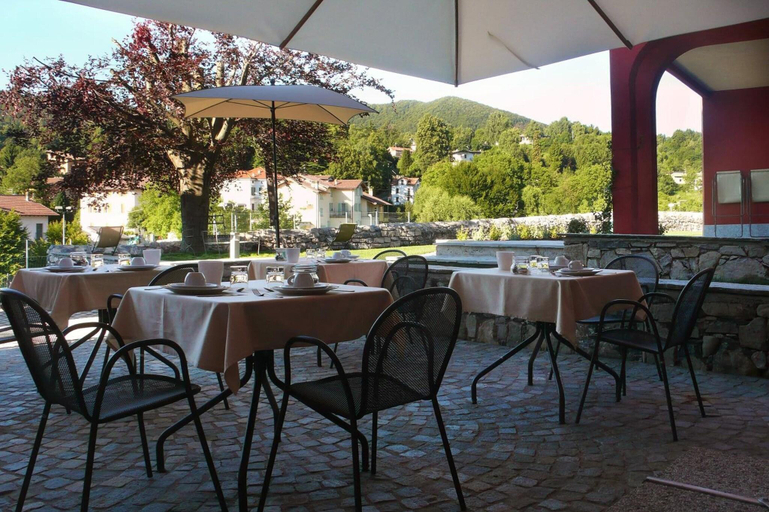 Food & Drinks 5, Corte Di Pellio, Como