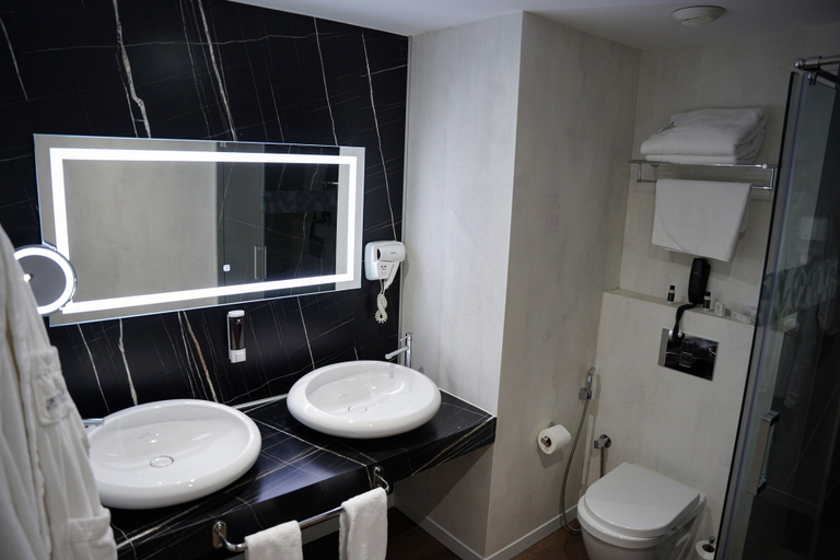 Bathroom 3, Atlantis Alger Air De France, Bouzareah