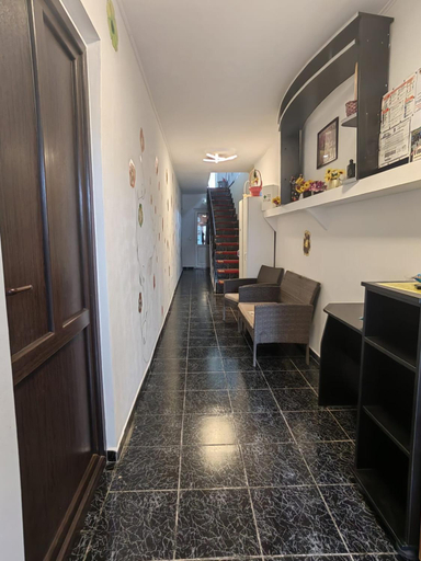 Others 5, Casa Alexandru, Limanu