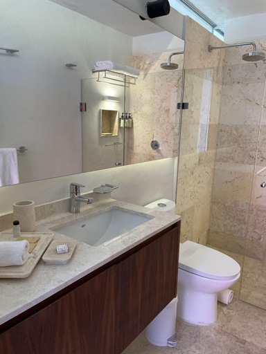 Bathroom 4, Las Lupitas Hotel Boutique, Campeche