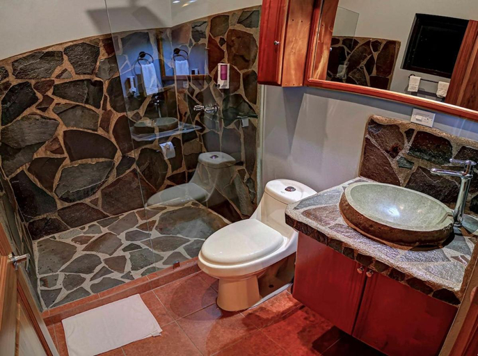 Bathroom 3, Sunset Vista Lodge,Monteverde,Costa Rica., Puntarenas