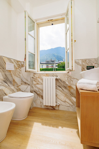 Bathroom 3, Hotel Ristorante Valamerica, Sondrio
