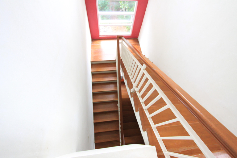 Others 4, De Breeze Depok, Depok