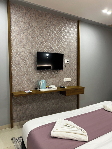Bedroom 4, Hotel Siaan Palace, Surat