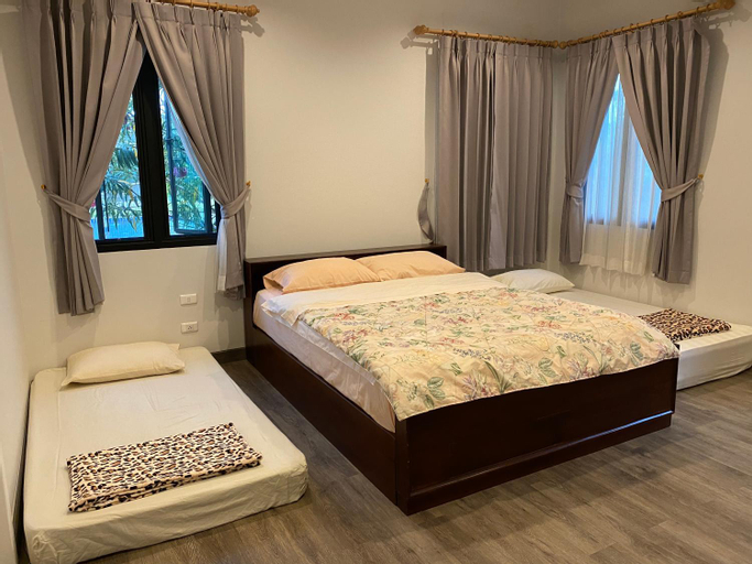 Bedroom 14