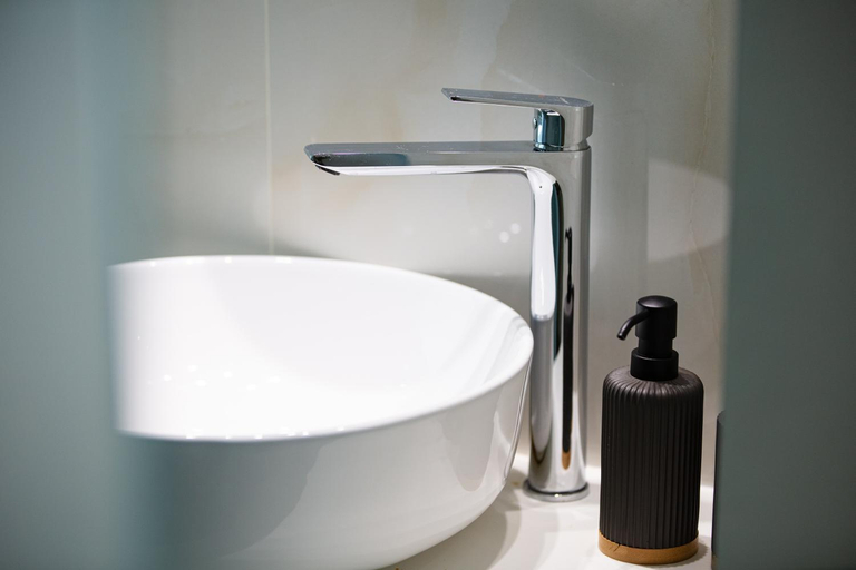 Bathroom, Sun Moon Apartments, Crete