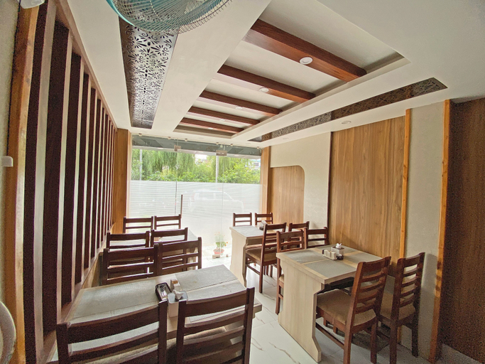 Food & Drinks 5, Hotel Aaradhya, Bagmati