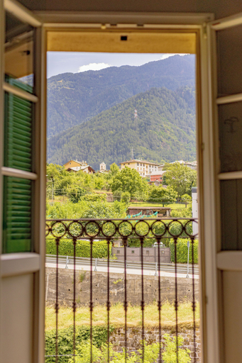 Others 5, Hotel Ristorante Valamerica, Sondrio