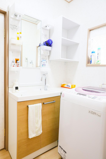 Bathroom 3, HAT Kujo, near from Kintetsu Kujo station, Nara
