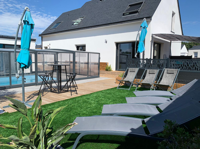 Maison 10 pers en bord de mer avec piscine chauffee toute l'annee, spa et hamman, Morbihan