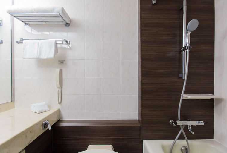 Bathroom 5