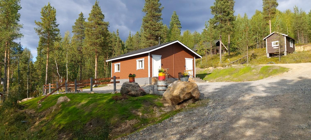 Others 5, Hillside Rooms, Lapland