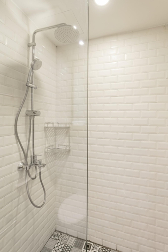 Bathroom 3, Uptown Parksuites BGC, Taguig