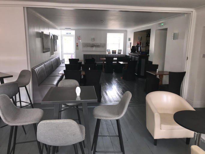 Food & Drinks, The Maxwell Arms Hotel, Dumfries and Galloway