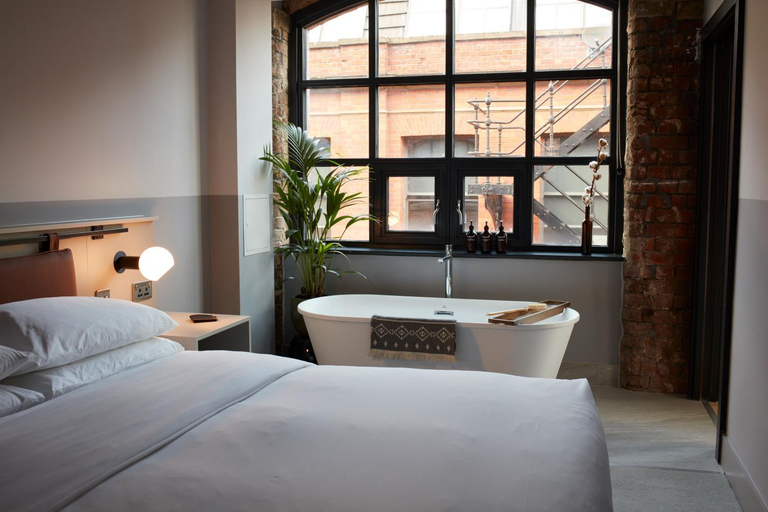 Bedroom, Leven Manchester, Manchester