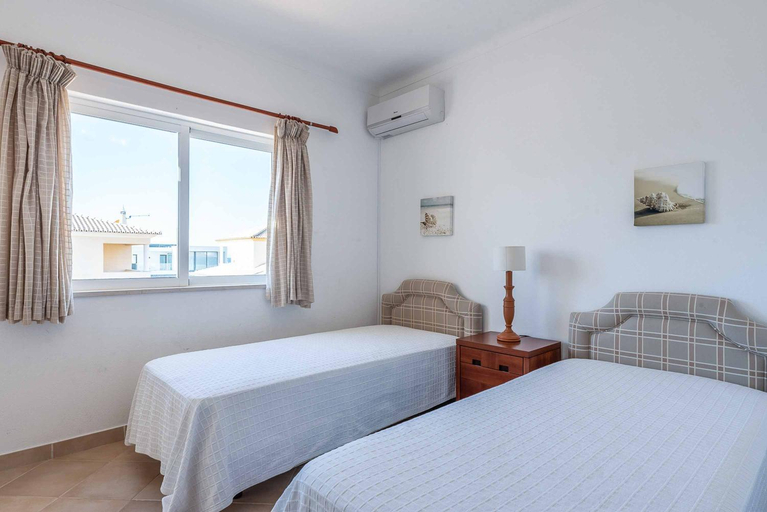 Others 5, Villa Sofy, Albufeira
