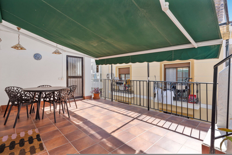 Room 3, Bright Rooftop in Fuengirola City Center by Costarentals - Ref 255, Málaga