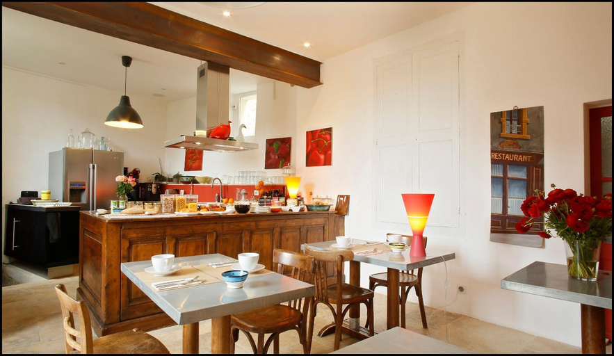 Food & Drinks 4, La Maison Rouge d'Uzes, Gard
