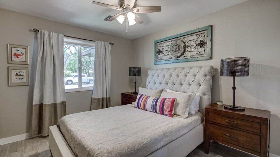 Bedroom 3, Tempe Remodel w/ Sparkling Pool and Game Room!, Maricopa
