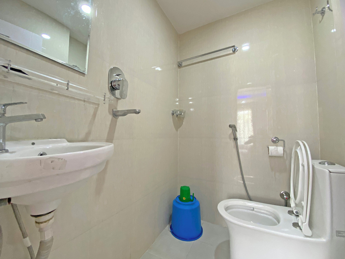 Bathroom 5, Hotel Aaradhya, Bagmati
