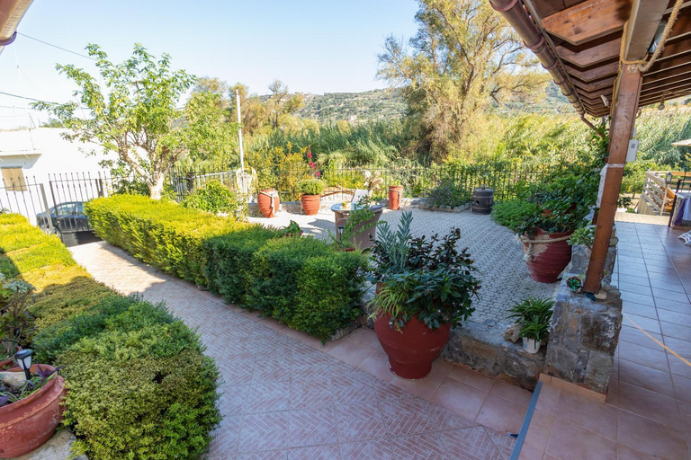 Others 2, Villa Galateia, Crete