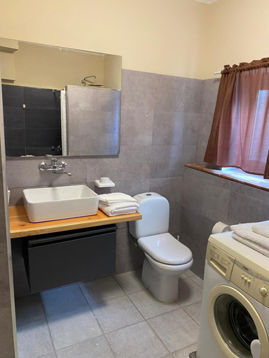Bathroom 4, ISCA BLUE BEACH Casa in Villa vicino al mare, sino a max 8 persone, Catanzaro