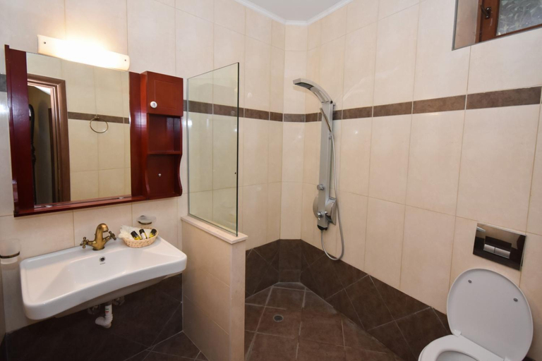 Others 5, Aretaki villas, Crete