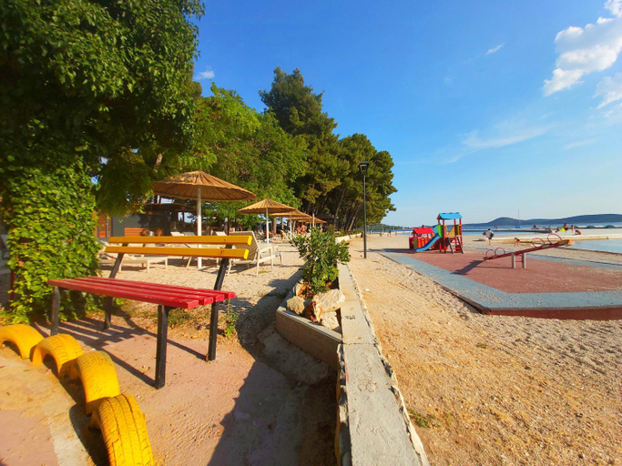 Others 5, Apartman Arija-Pino, Vodice