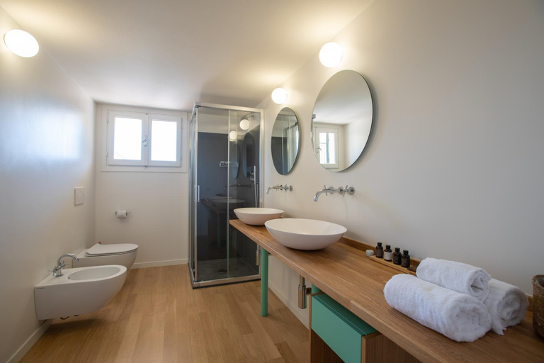 Bathroom 6
