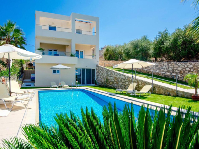 Others 5, Villa Minos Plaka, Crete
