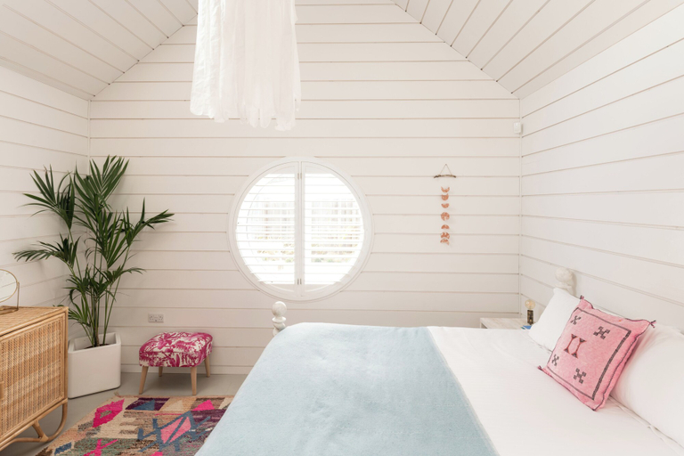 Bedroom 2, Three Mile Beach, Cornwall