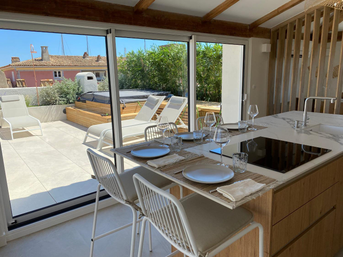 Others 2, Lostane - Villa sur le toit, Var