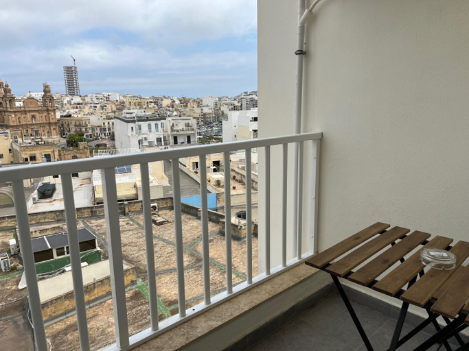 Others 5, F10 Room 2, Private Room two single beds shared bathroom in shared Flat