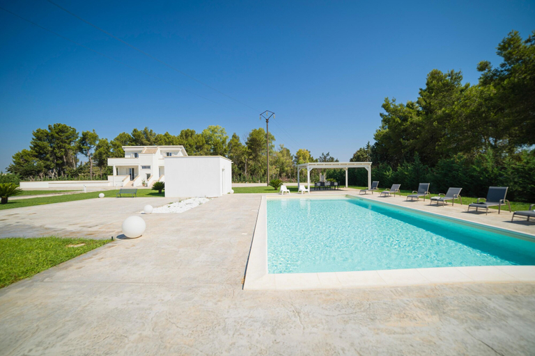 Sport & Beauty 3, Villa Cristal Pool and Padel - Happy Rentals, Lecce